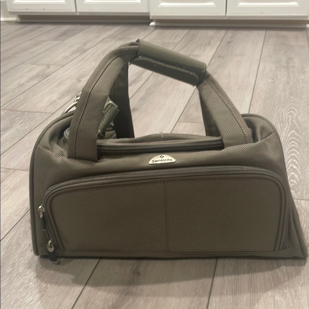 Samsonite Carry On Bag